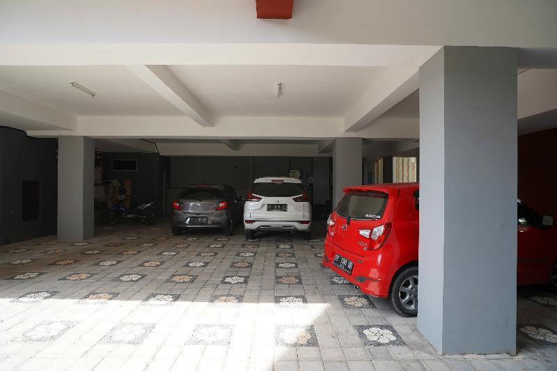 ホテルOyo 2392 ヌサ ドゥア エリン イン ヌサドゥア エクステリア 写真
